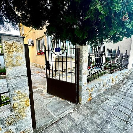 Guestrooms Stoyanovi Tschernomorez Exterior foto
