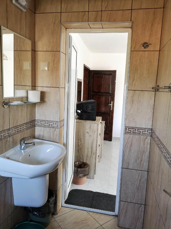 Guestrooms Stoyanovi Tschernomorez Exterior foto